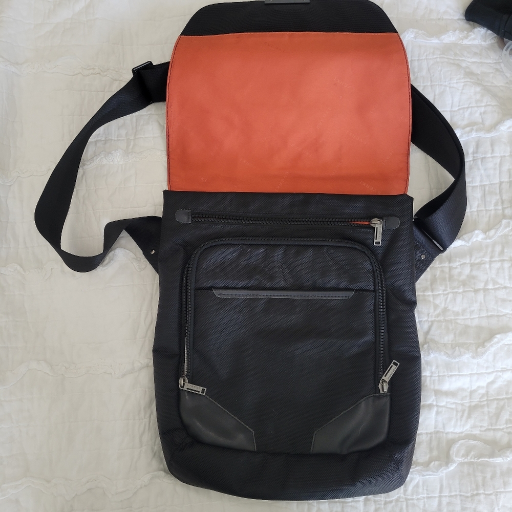Everki Venue Xl Messenger BagInside Rfid Travel Safe… Gem